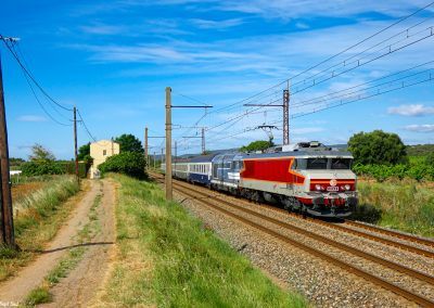 Le train APMFS et la CC 6549 aperçu vers Villeneuve-lès-Maguelone. Photo Baptiste Mirande.